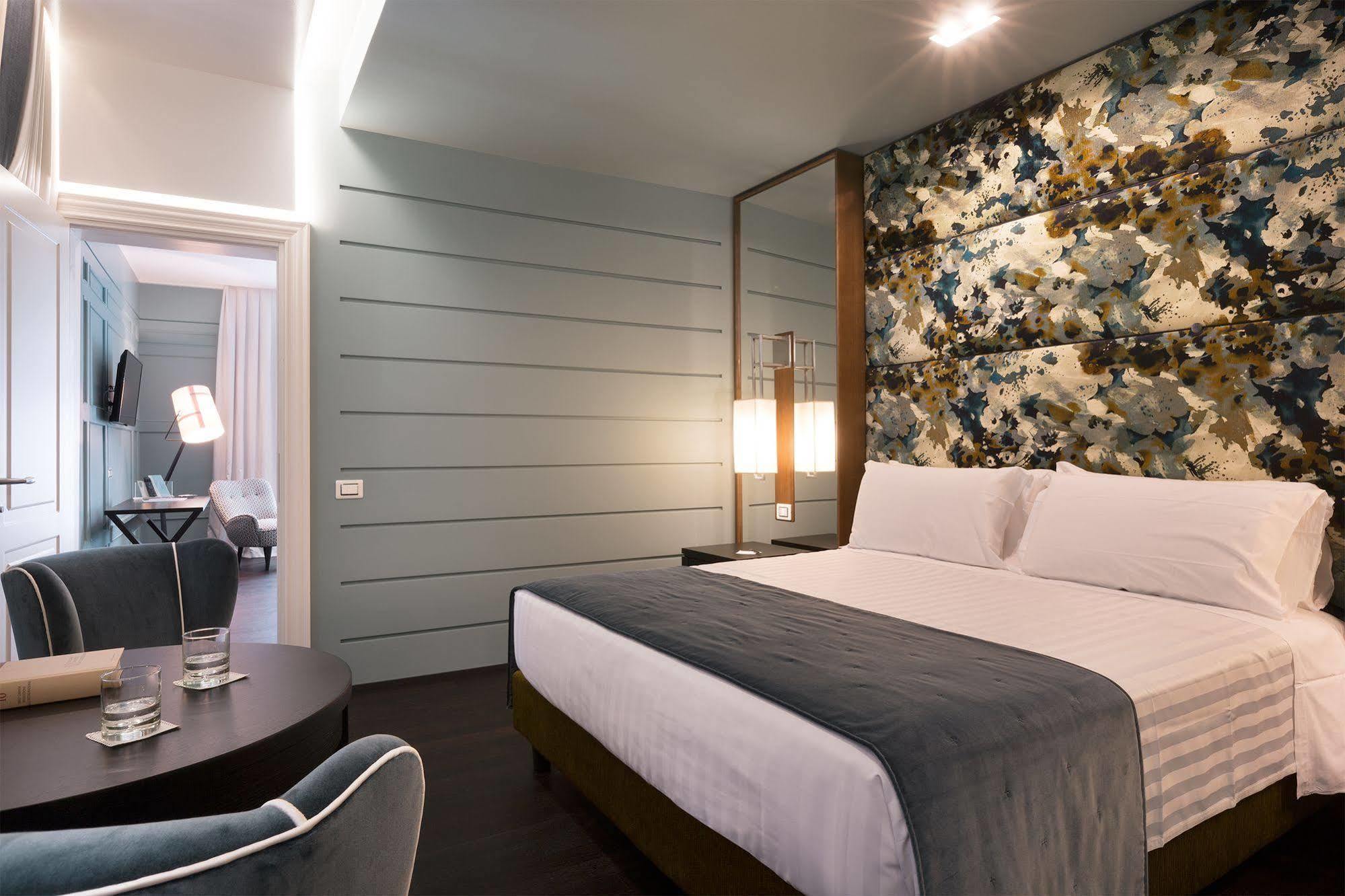 Stendhal Luxury Suites Hotel