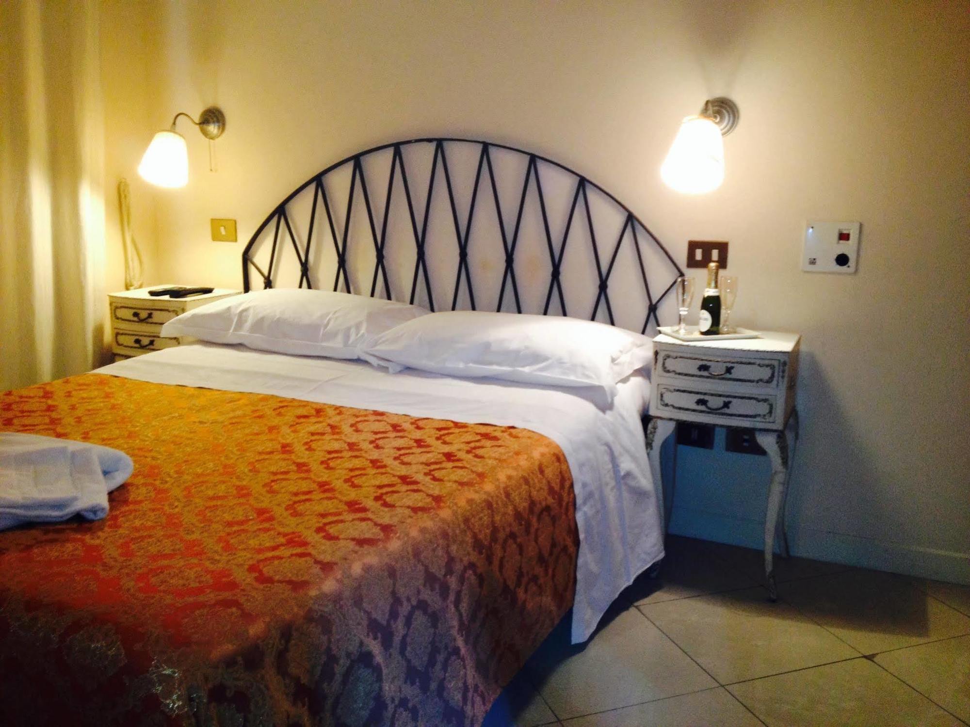 Maison De Marta Guest house