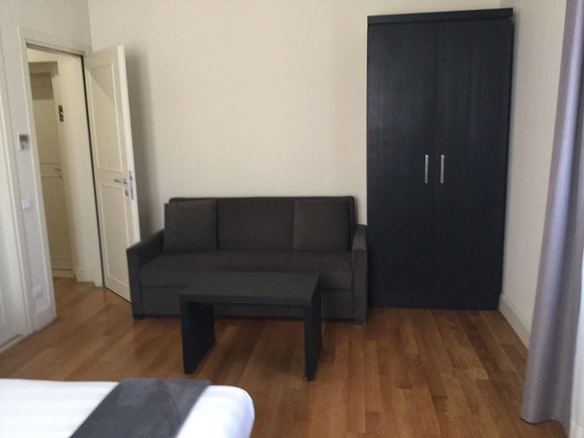 Rhome Terminal Guest house Rome