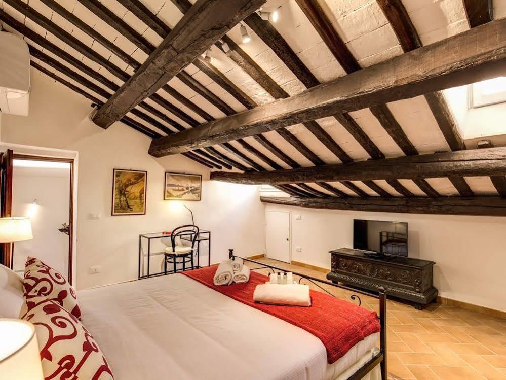 Piccolo Trevi Guest house 3*