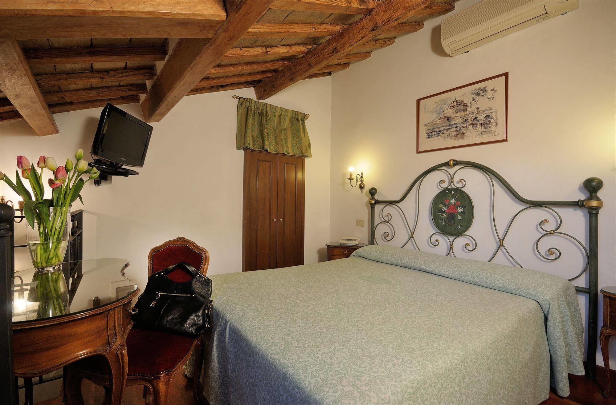 Hotel Parlamento Boutique 3*