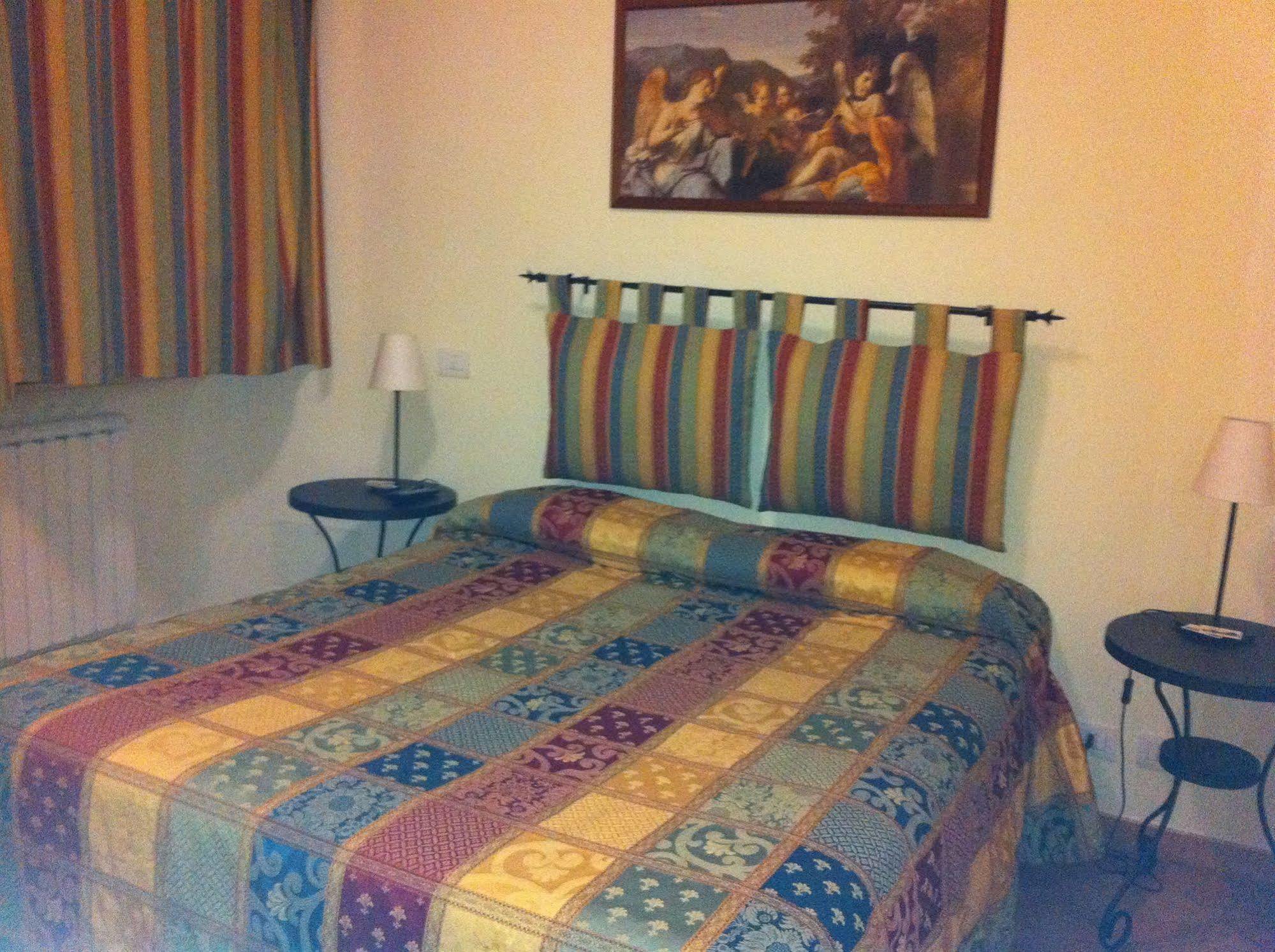 The Flower Bed & Breakfast 3*