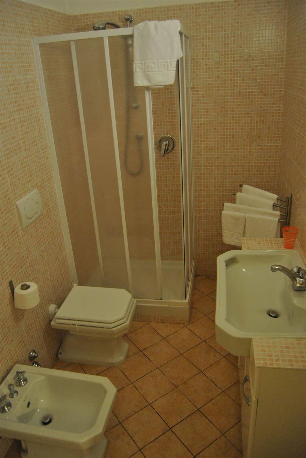 The Flower Bed & Breakfast 3*