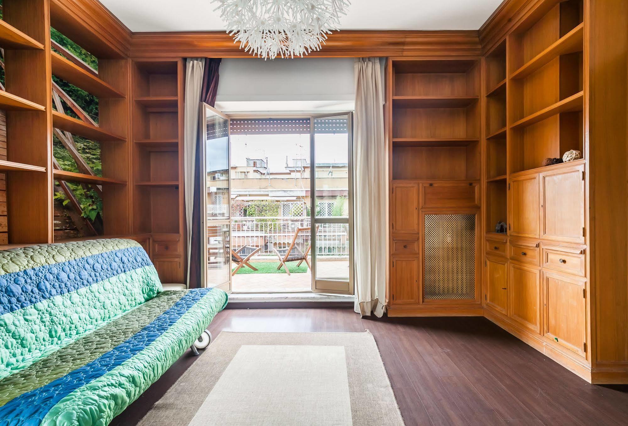 Bamboo B&B Bed & Breakfast 2*