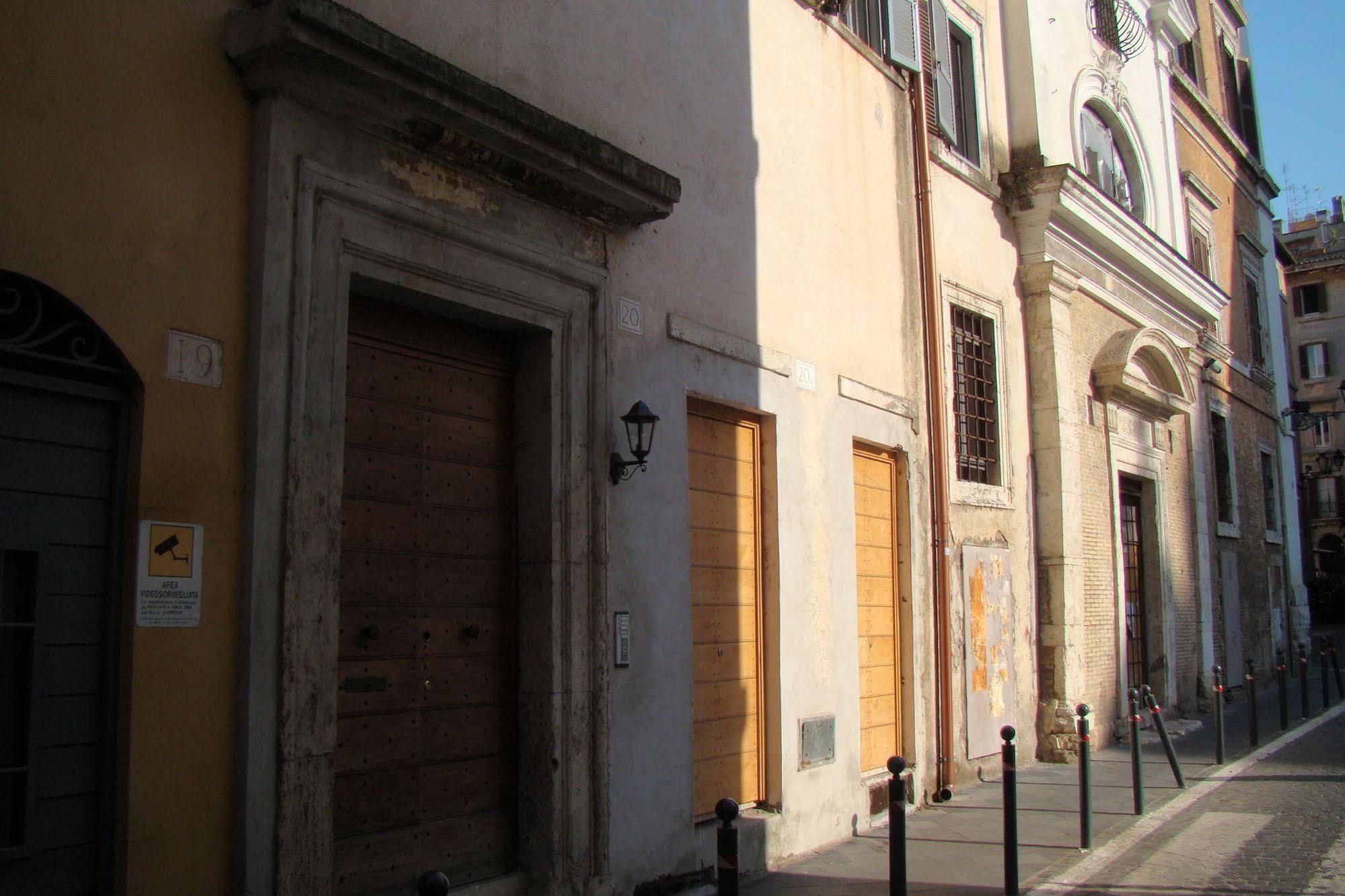 Guest house Myrome Navona 3*