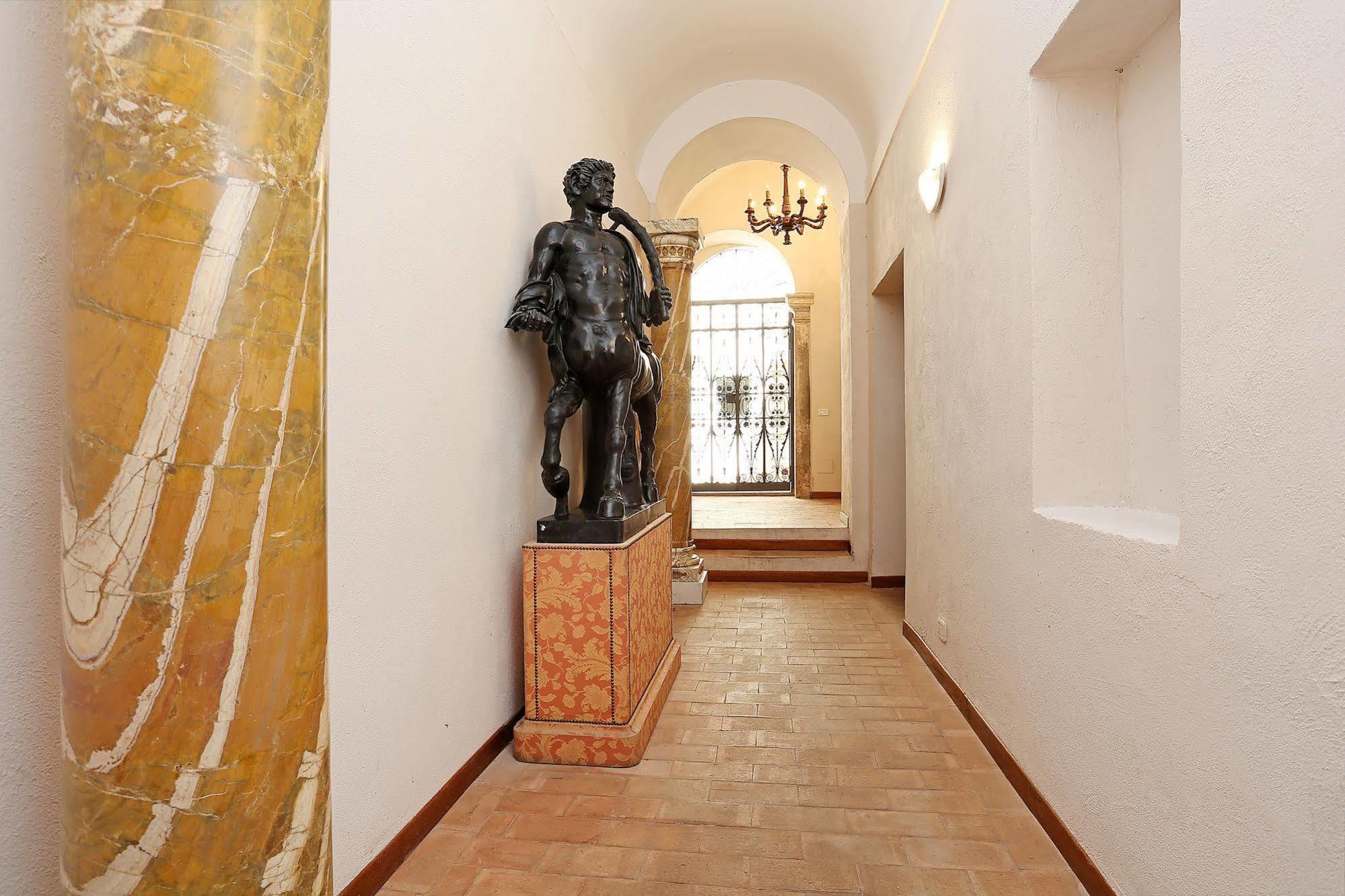Myrome Navona 3*