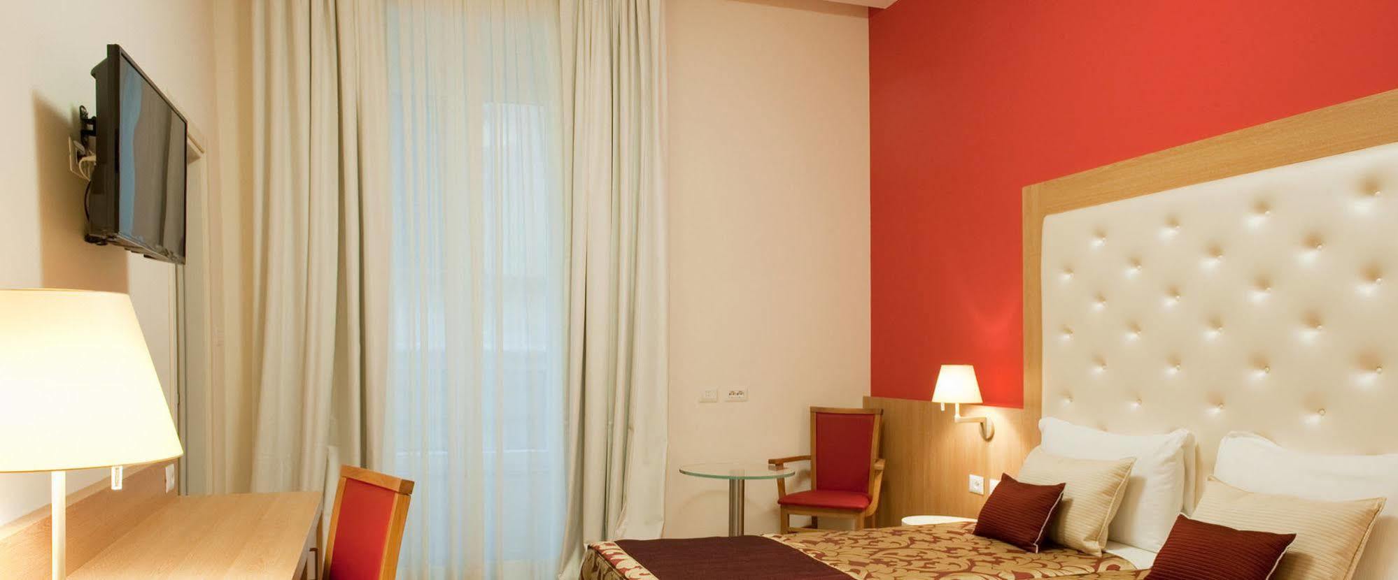 Navona Luxury Bed & Breakfast
