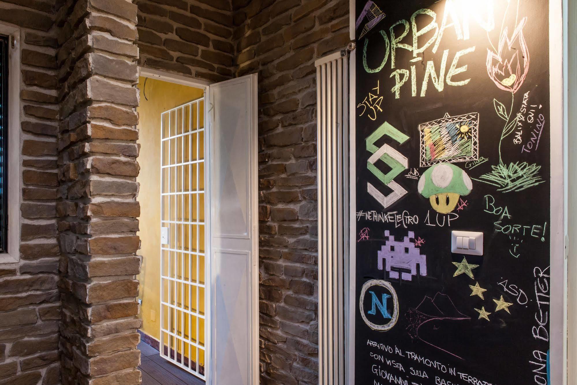 Urban Pine Rooms Guest house 2*