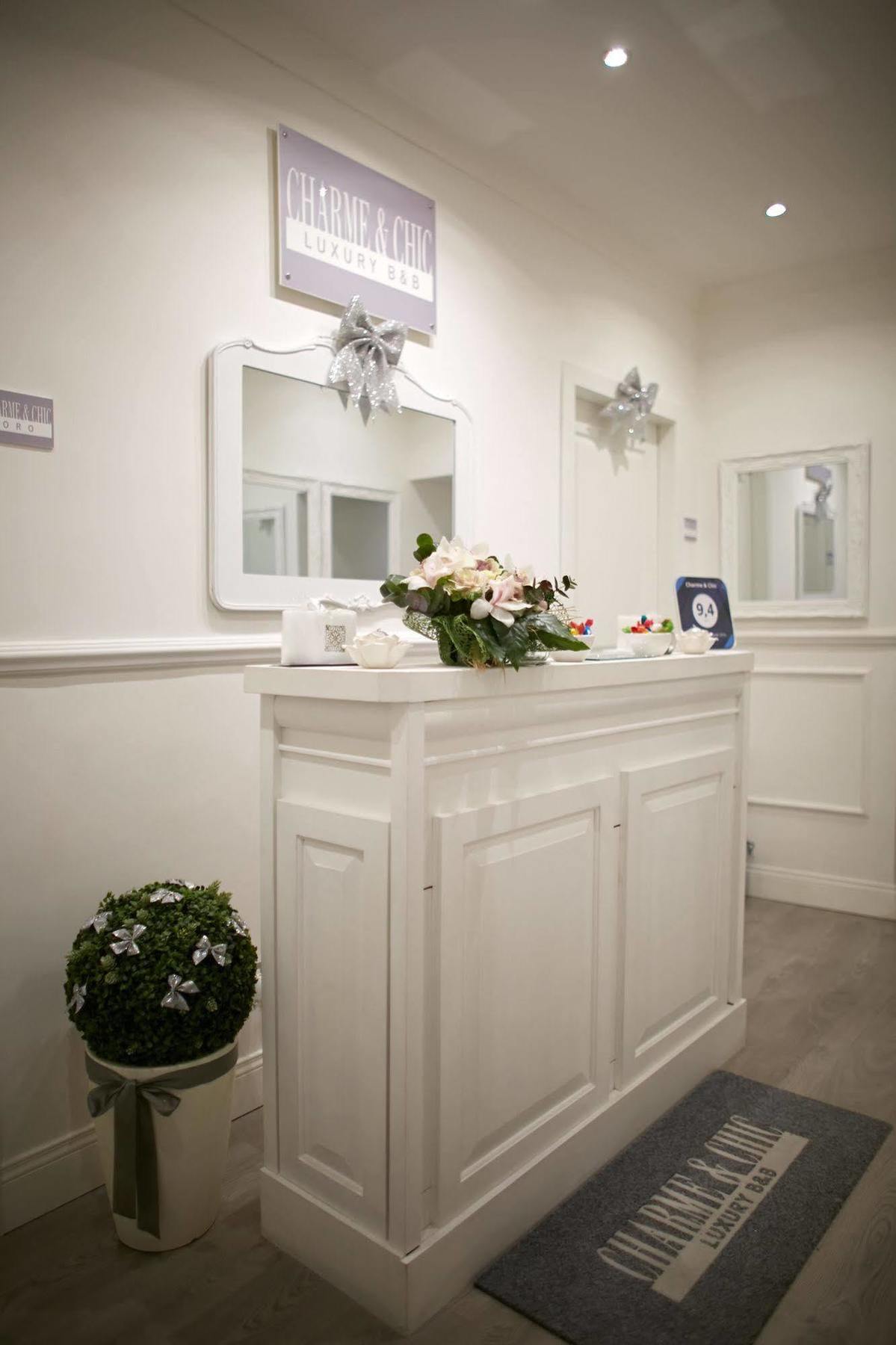 Charme & Chic Bed & Breakfast Rome