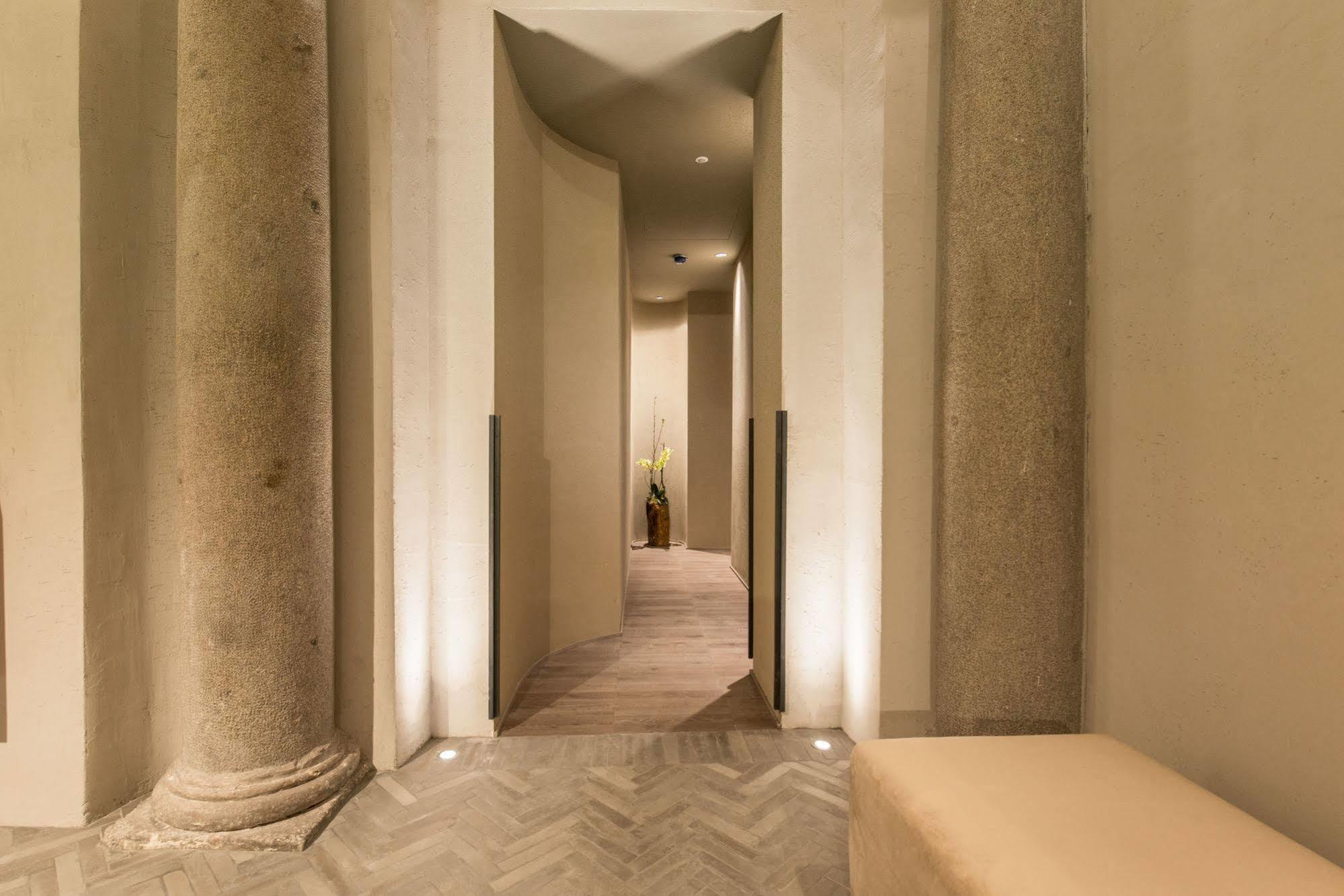 Dei Barbieri Hotel Rome