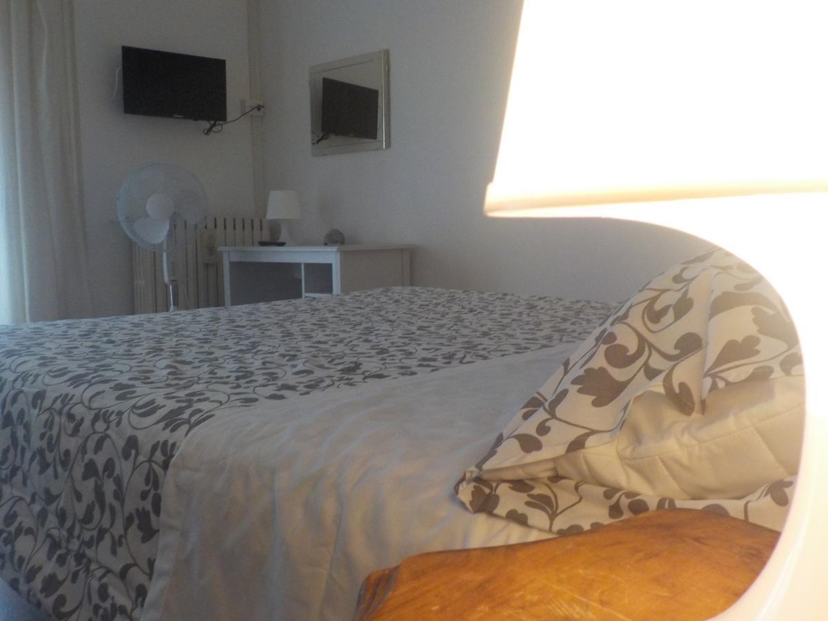 Vittoria Guest house *