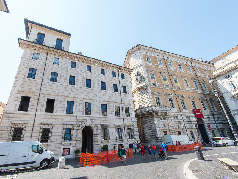 Palazzo Lancellotti Luxury Rome
