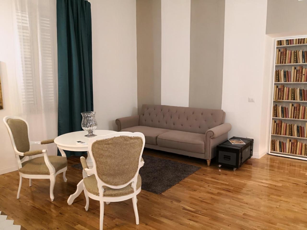 Guest house Urbana 33