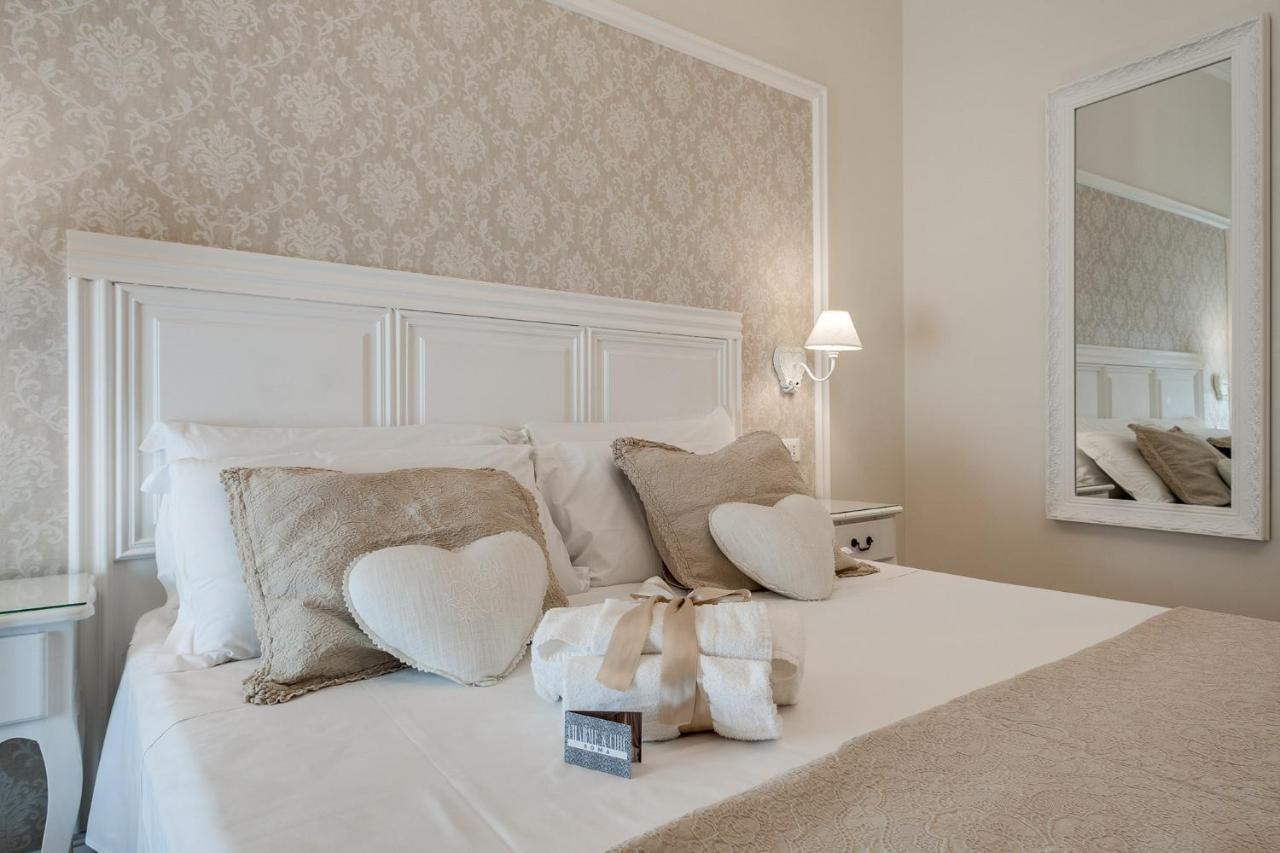 Charme & Chic Bed & Breakfast 2*