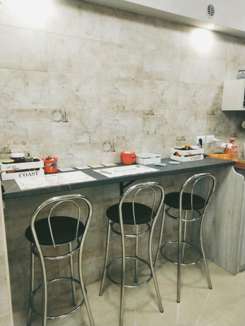 Seven Miracles Guest house 4*
