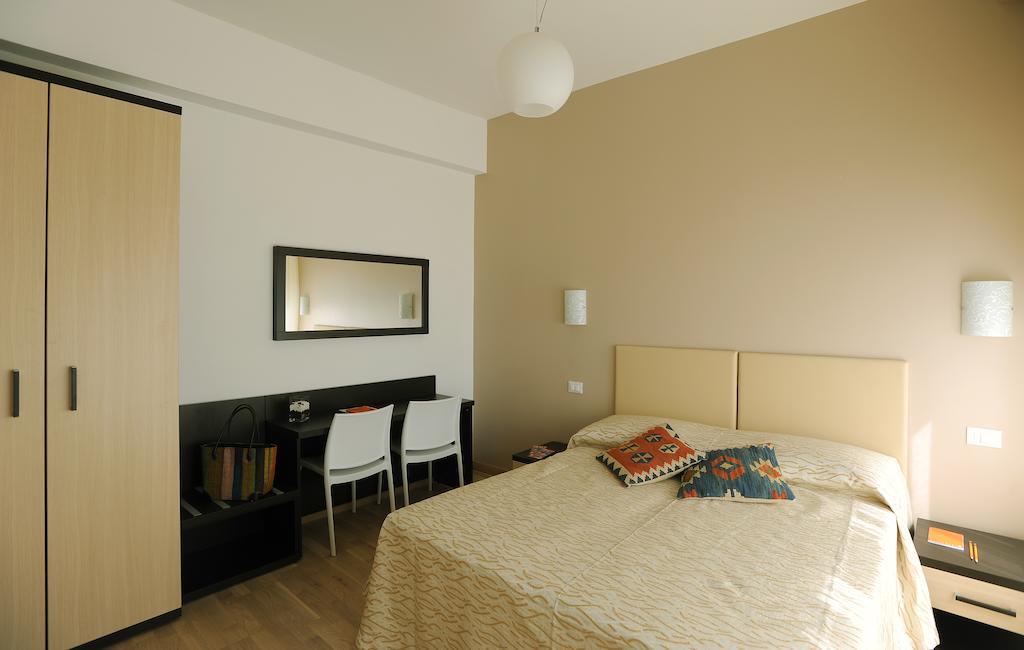Honey 3* Rome