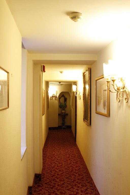 Hotel Genio 4*