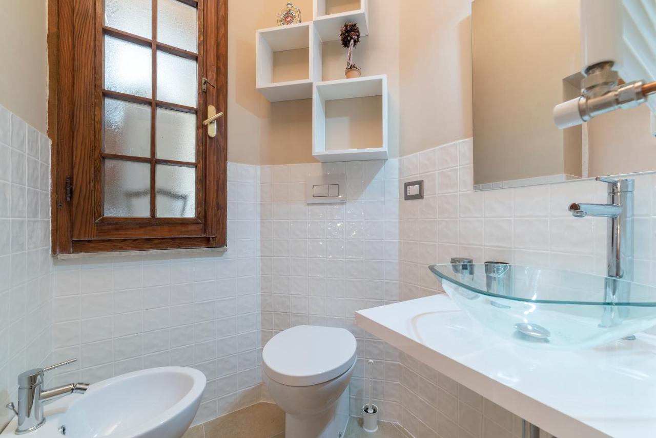 Borghese Roomy Flat