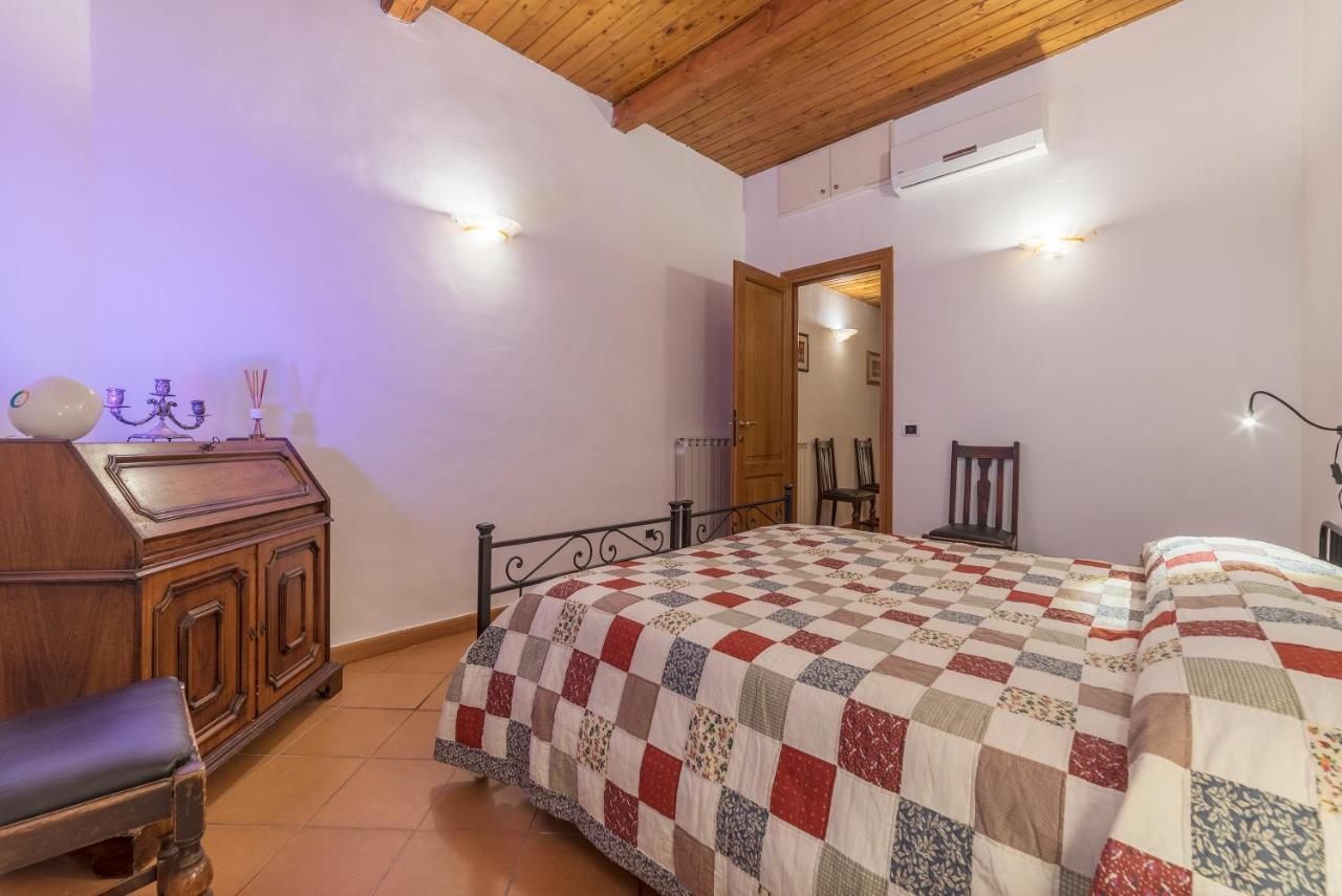 Borghese Roomy Flat * Rome