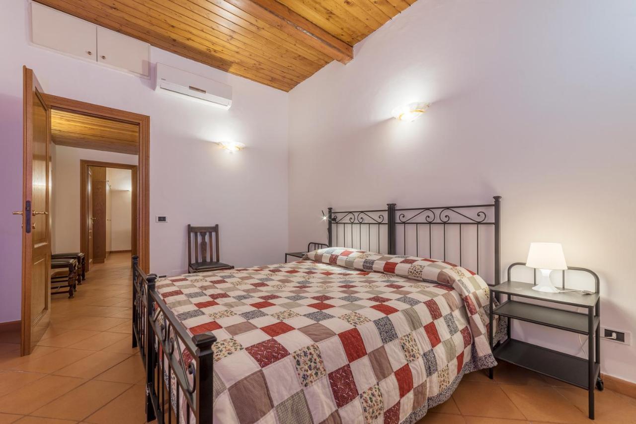 Borghese Roomy Flat Apartment Rome