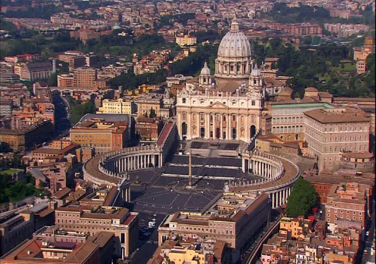 Saint Peter Luxury Top Floor Apartment