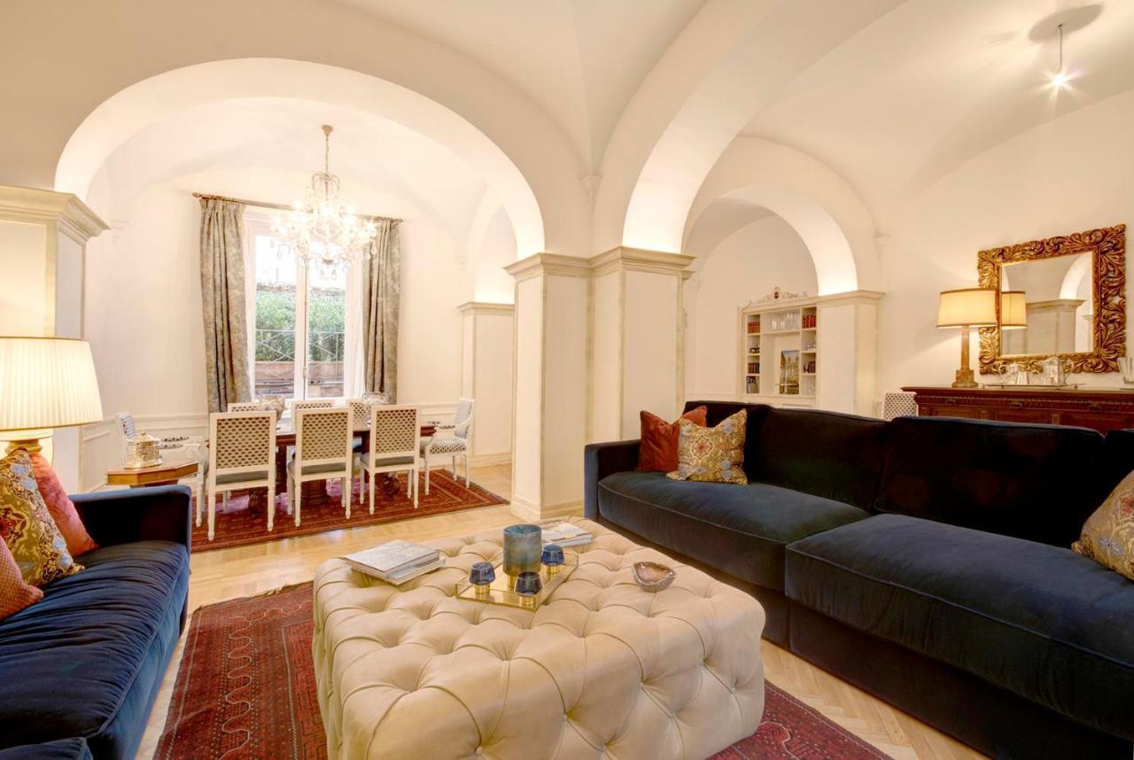 Trinita Dei Monti 3 Bedroom With Terrace Holiday home