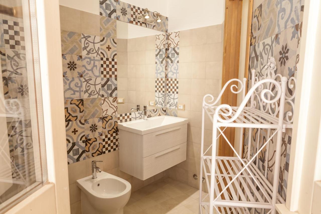 Domus Trilussa Apartment *