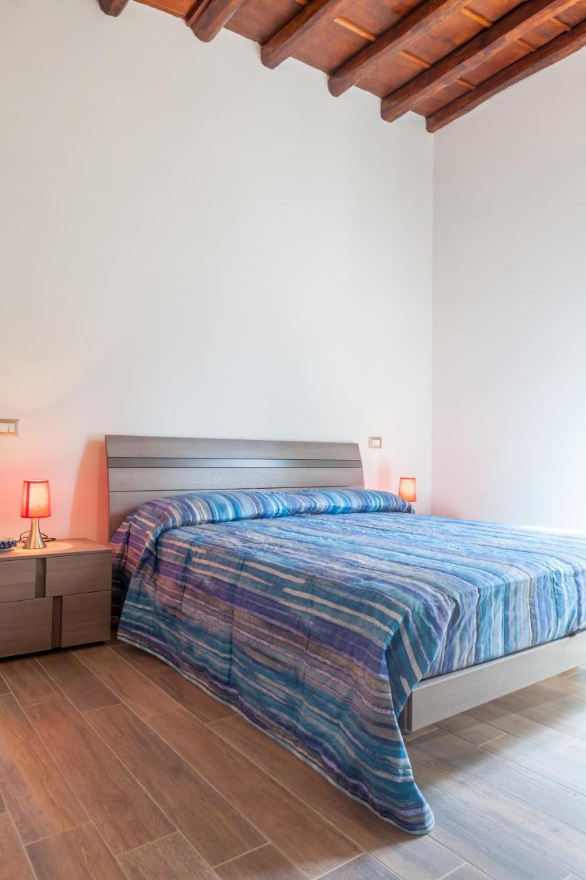 Domus Trilussa Apartment *