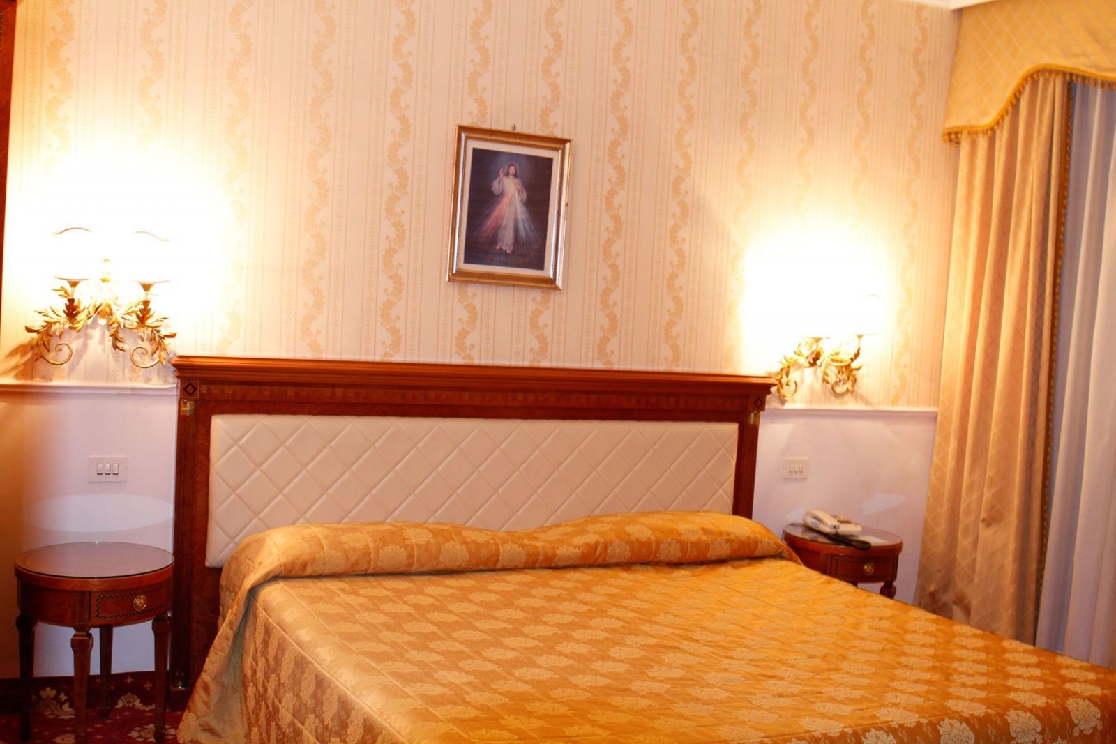Genio Hotel 4*