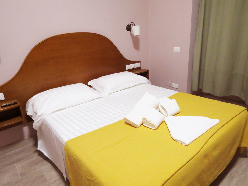 Hotel New Paradise