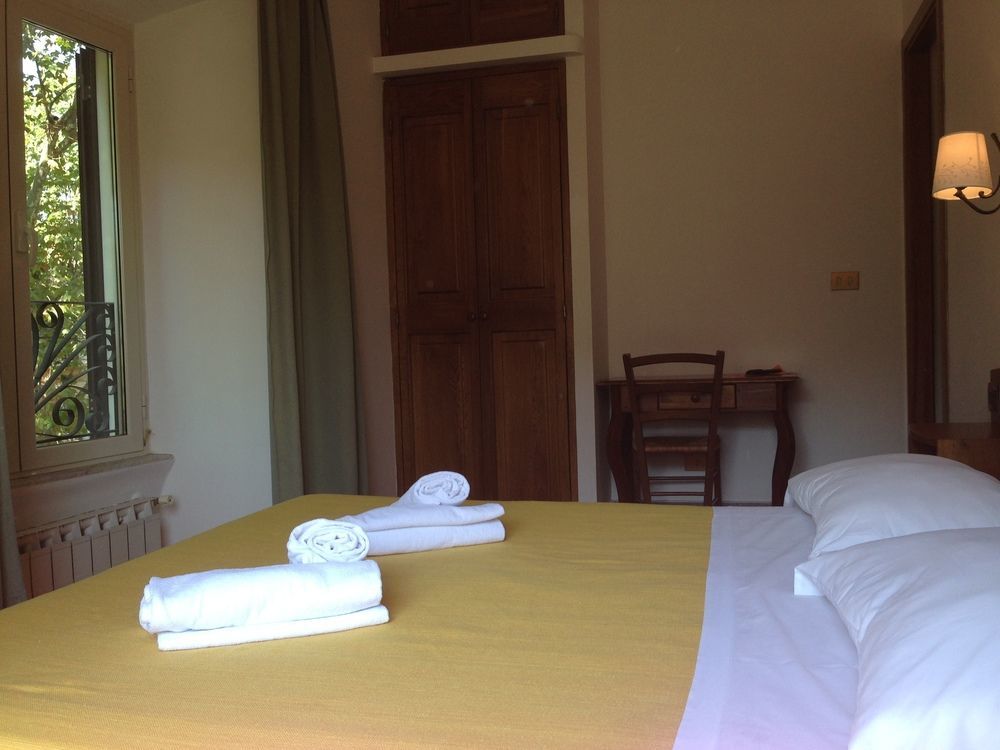 Hotel New Paradise 3*