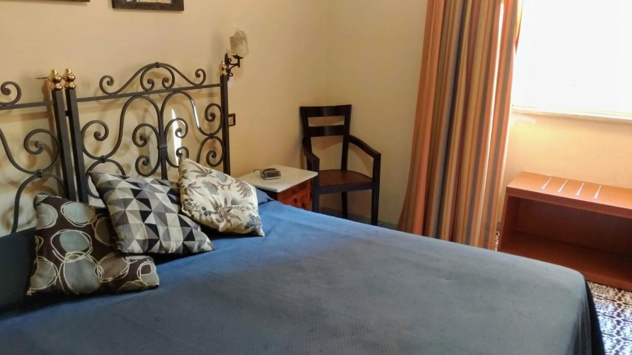 Nicolas Guest house