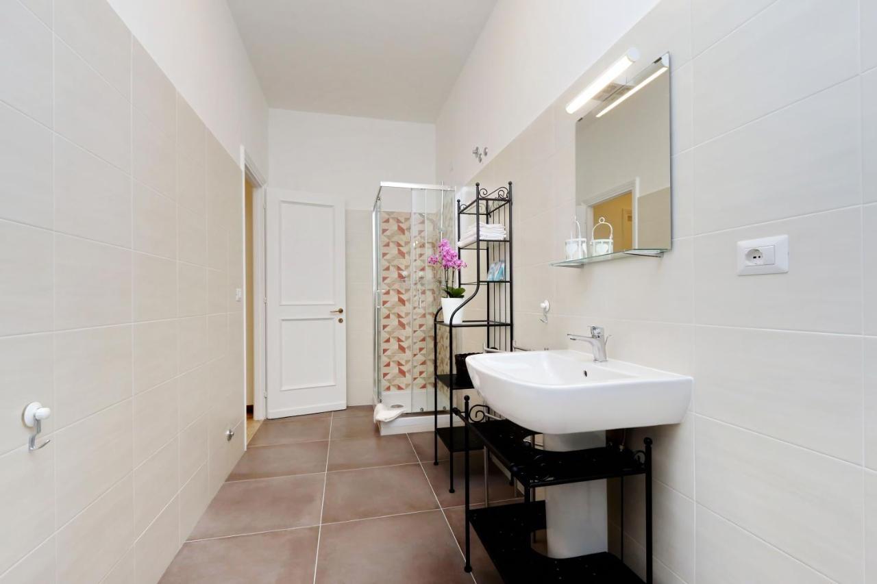 Ych-trastevere Cozy Flat For 8 People * Rome