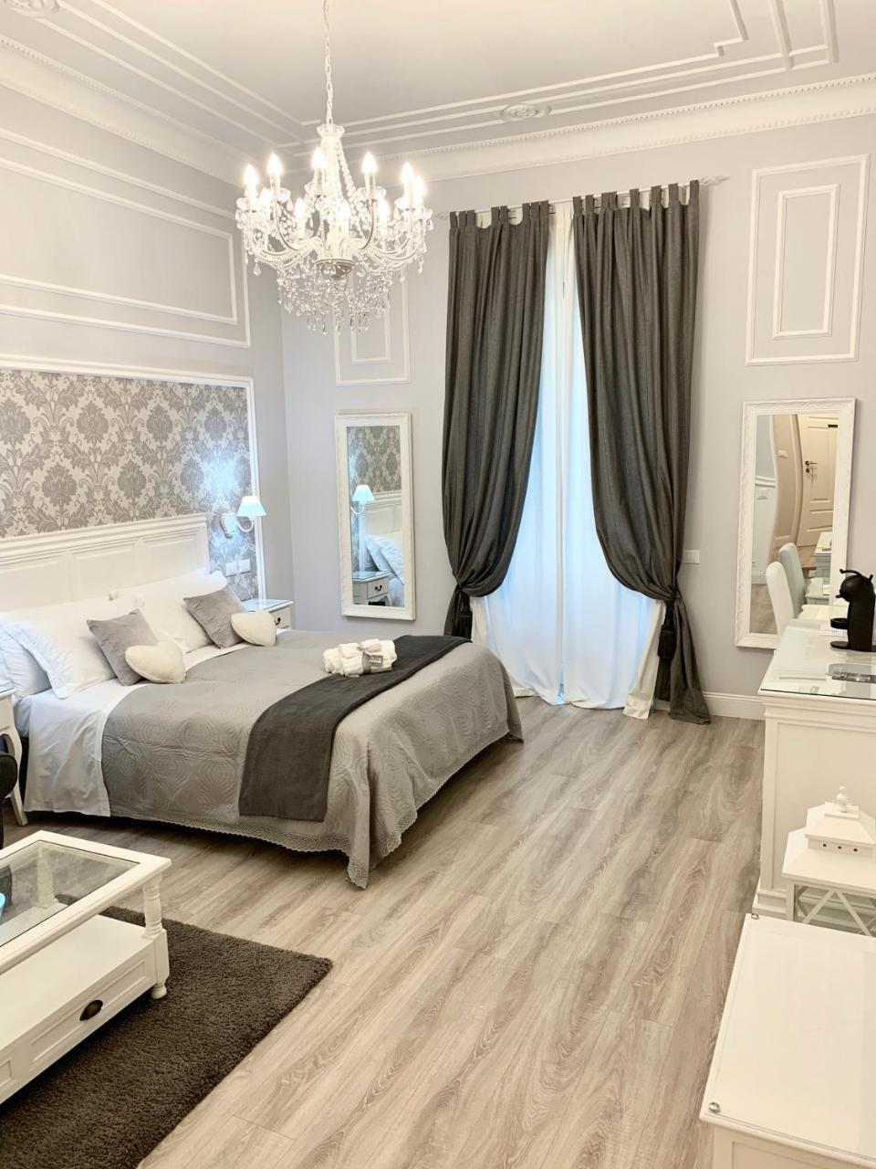 Charme & Chic 2* Rome
