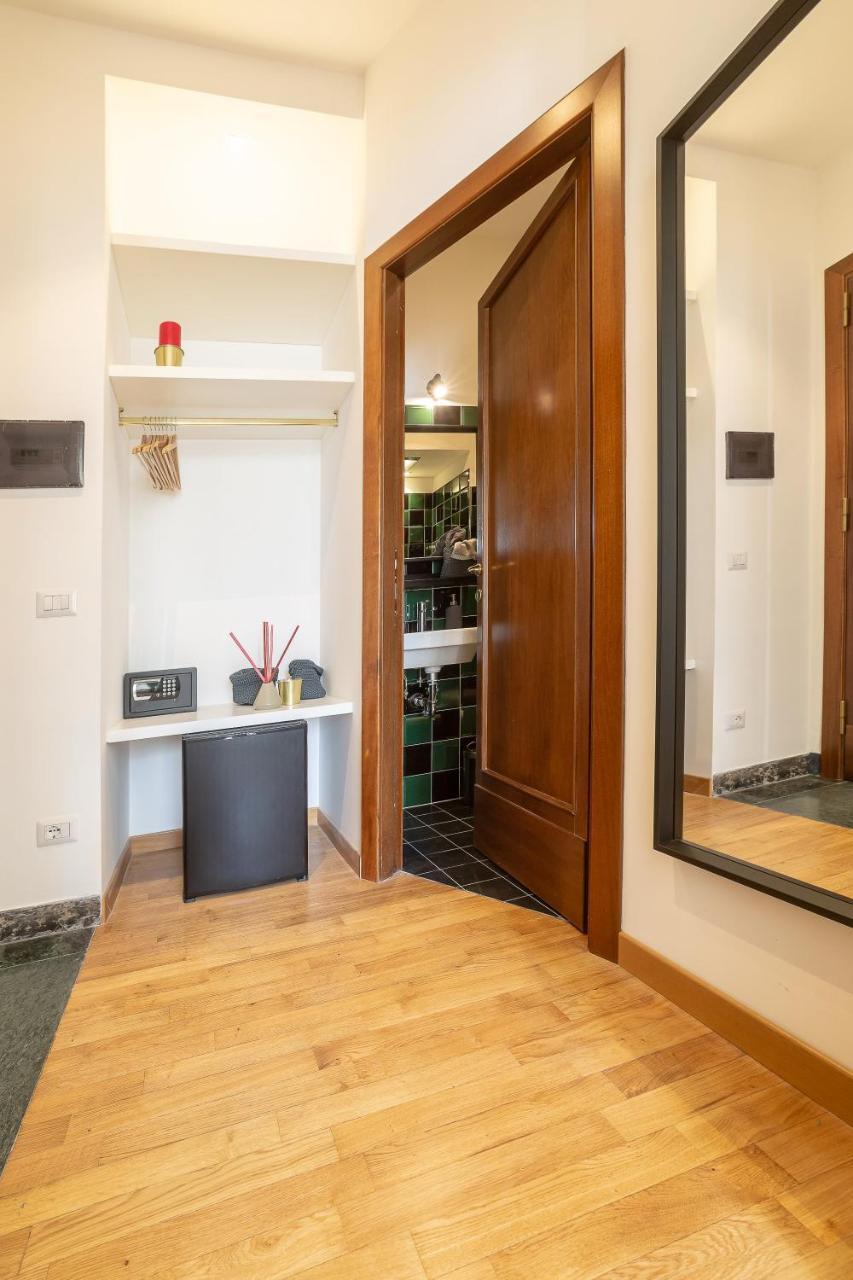 Lombardia40 Luxury Guest house Rome