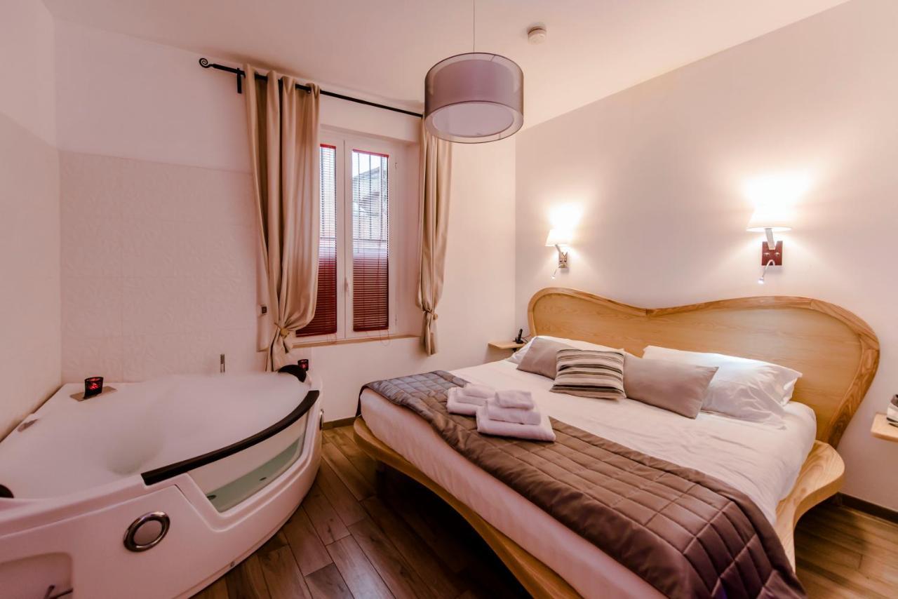 Flatinrome Trastevere Deluxe - Patio Affittacamere 3*