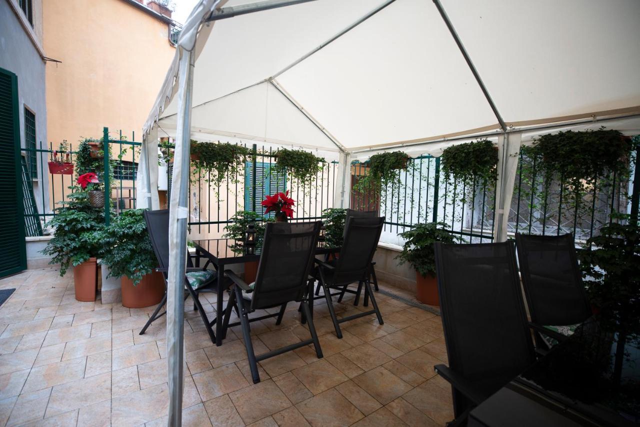 Flatinrome Trastevere Deluxe - Patio Affittacamere 3*