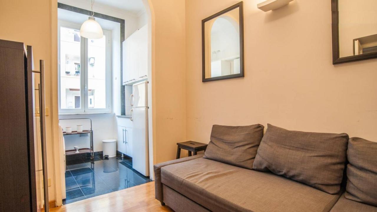 Apartment Domus Piramide 2 Rome