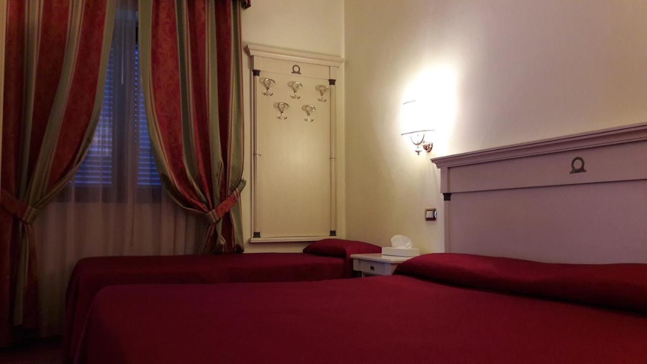 Hotel Quadrifoglio By Mancini Roma