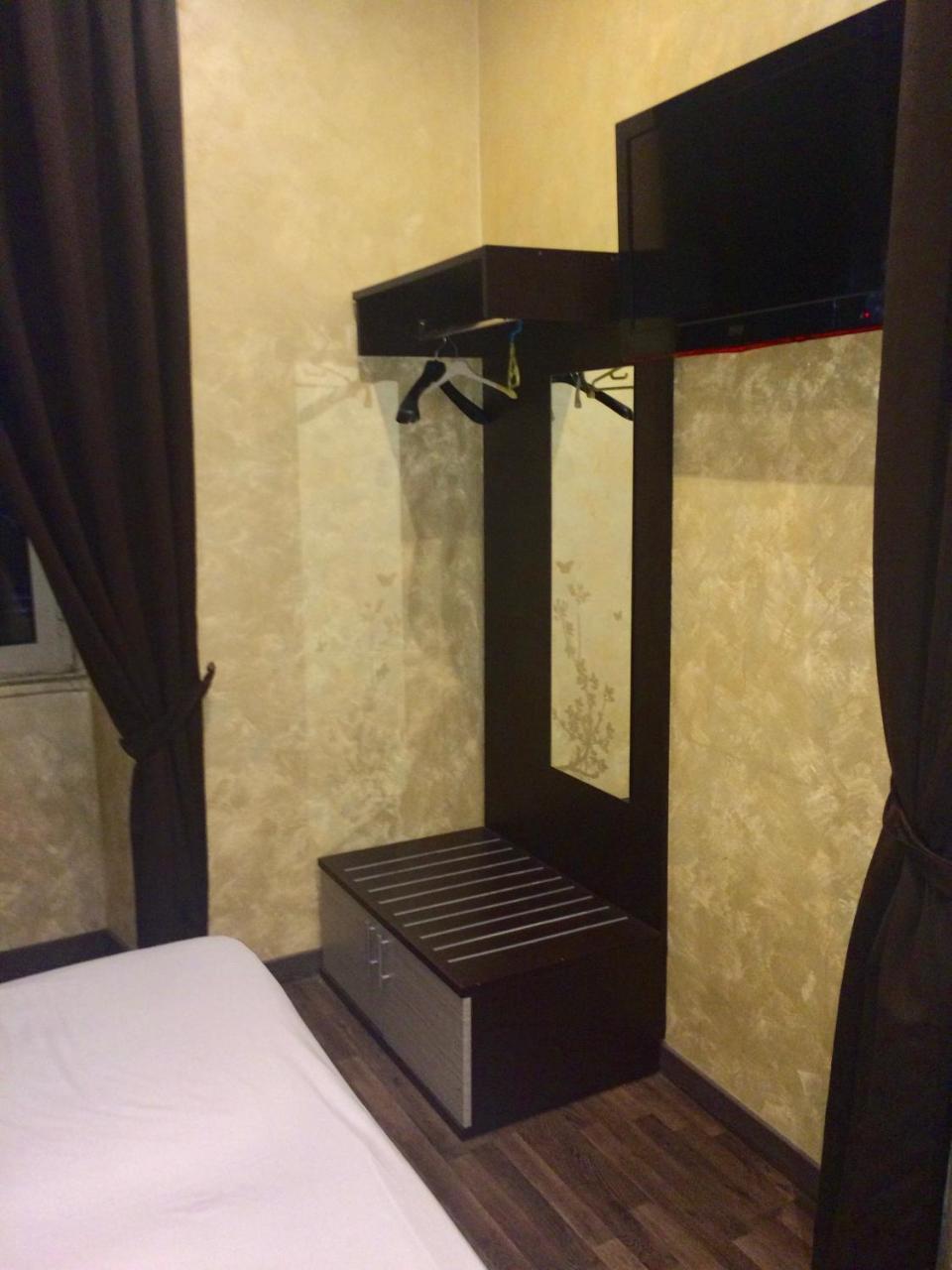 Caput Mundi Inn 2*