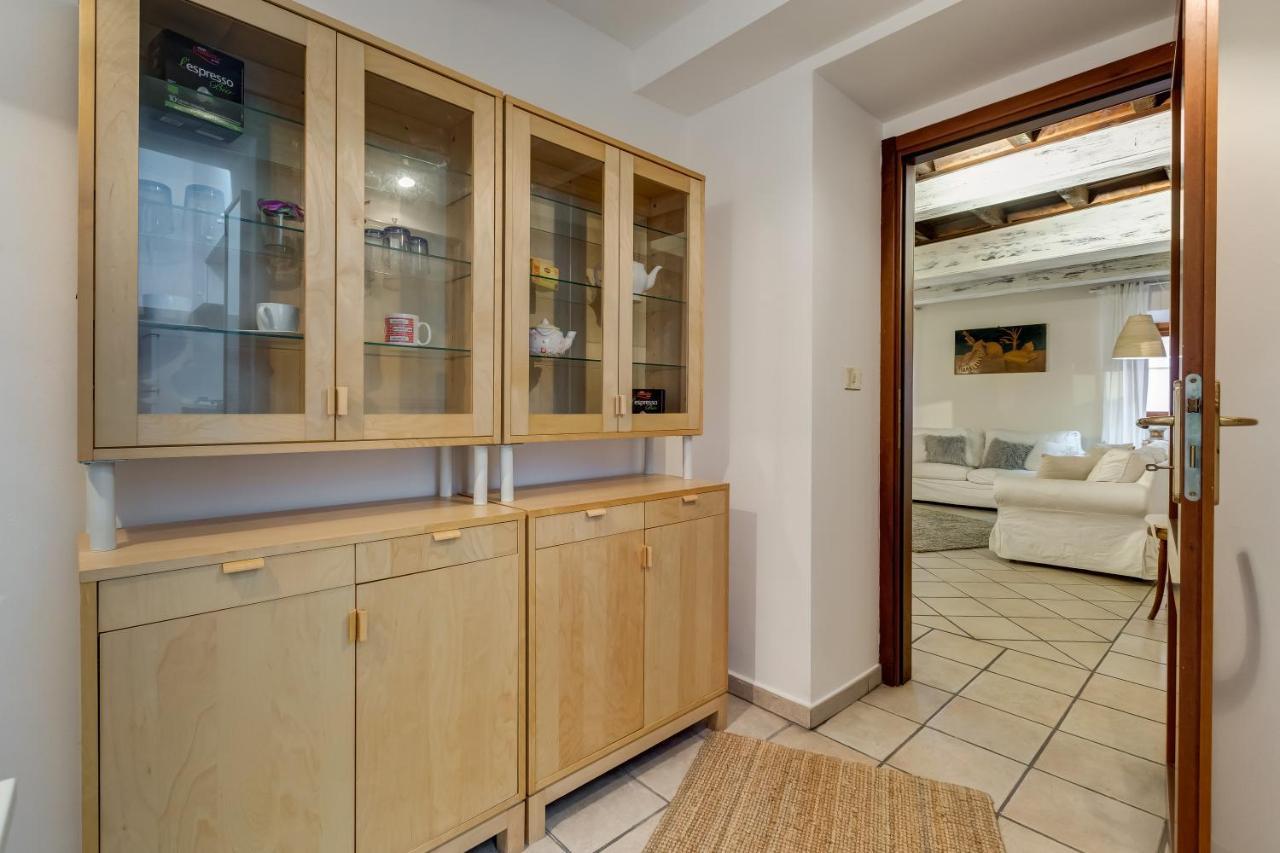 Trevi Fountain Apartment Rome