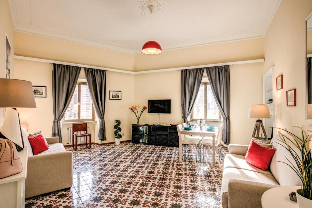 Guest house Tritone House