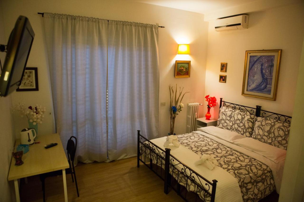 Marco E Laura Al Vaticano Bed & Breakfast Rome