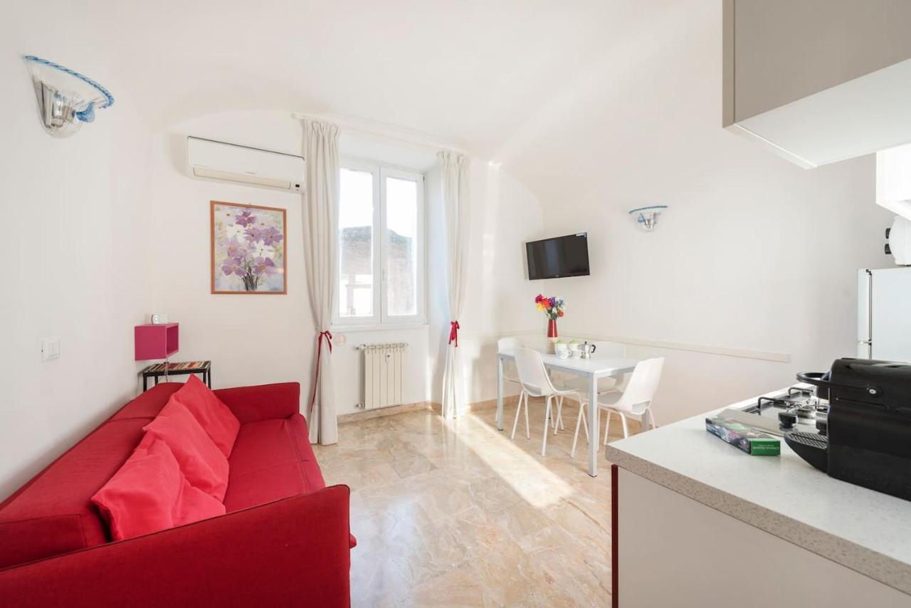 Apartment Between Termini & Colosseo *