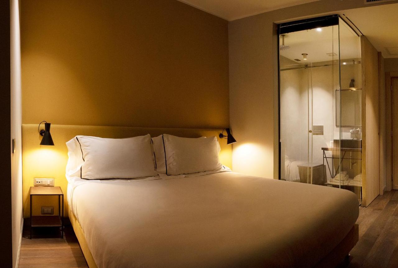 The Place 2* Rome