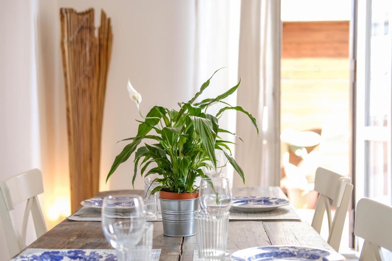 Apartment Spacious With Big Terrace At Colosseum Rome