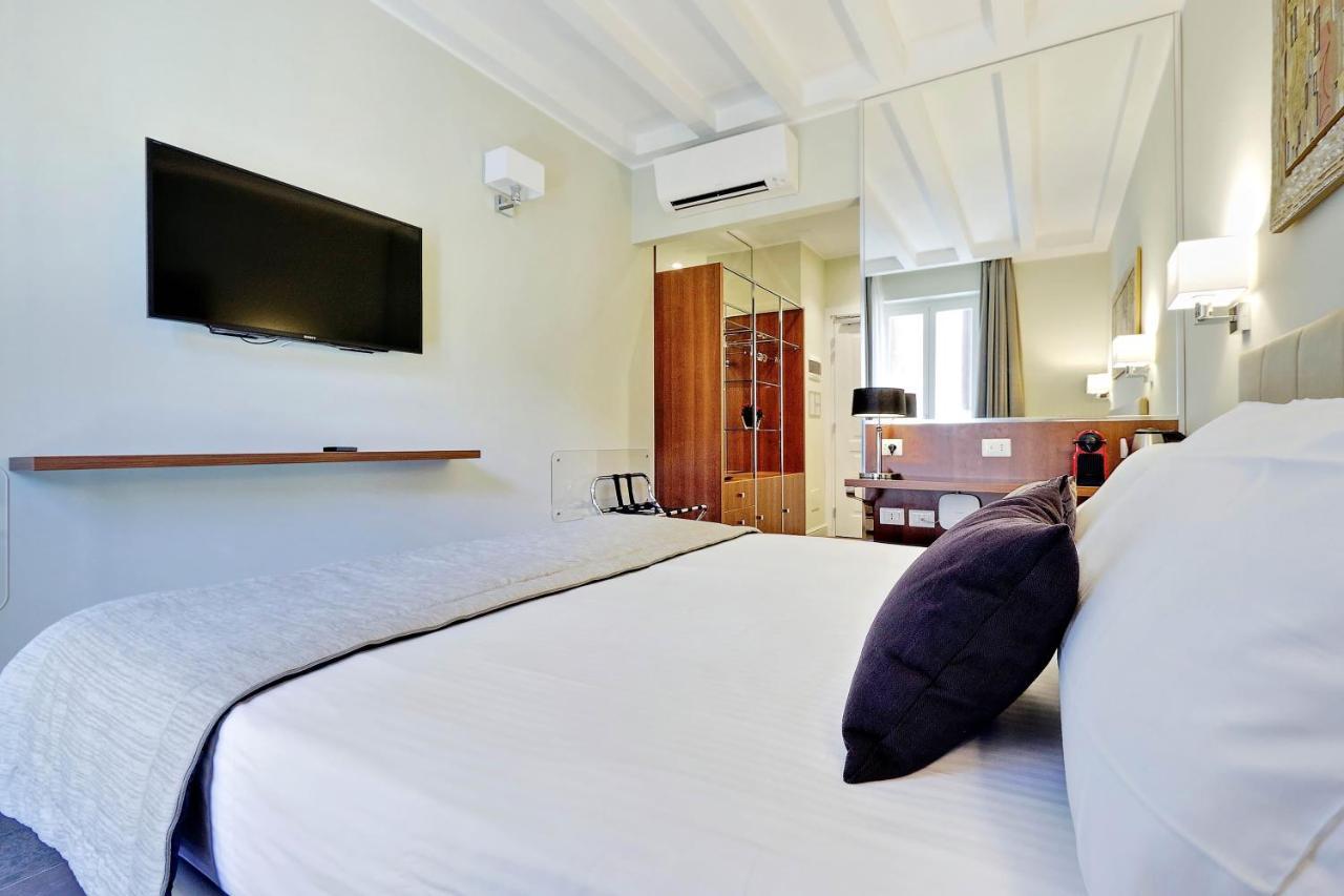 Piazza Venezia Grand Bed & Breakfast Rome