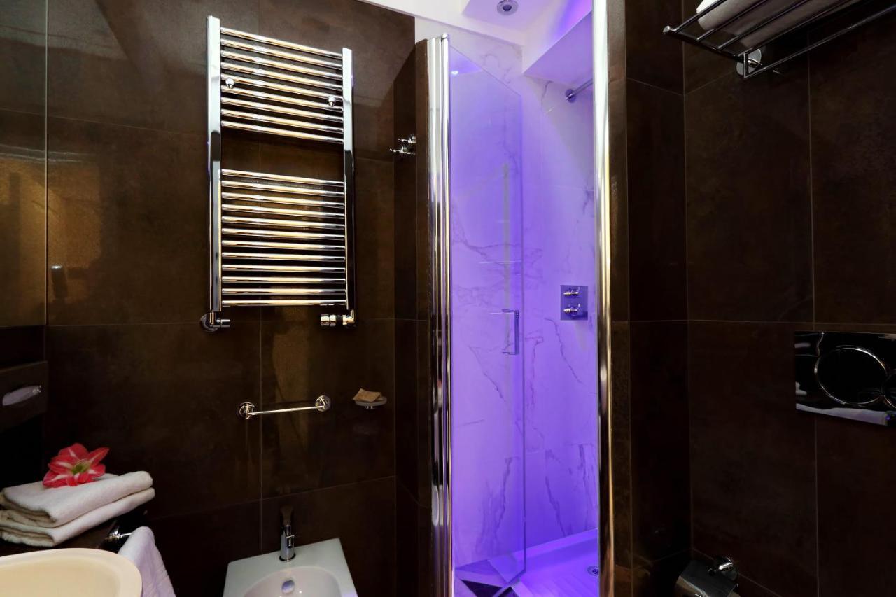 Piazza Venezia Grand Bed & Breakfast Rome