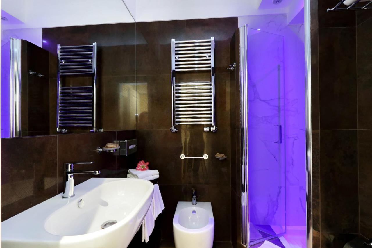 Piazza Venezia Grand Bed & Breakfast 2*