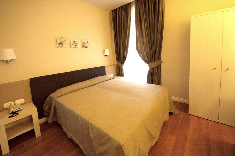 Saturnia 2*